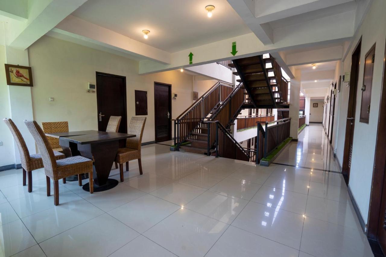 Dago'S Hill Hotel Bandung Exterior photo